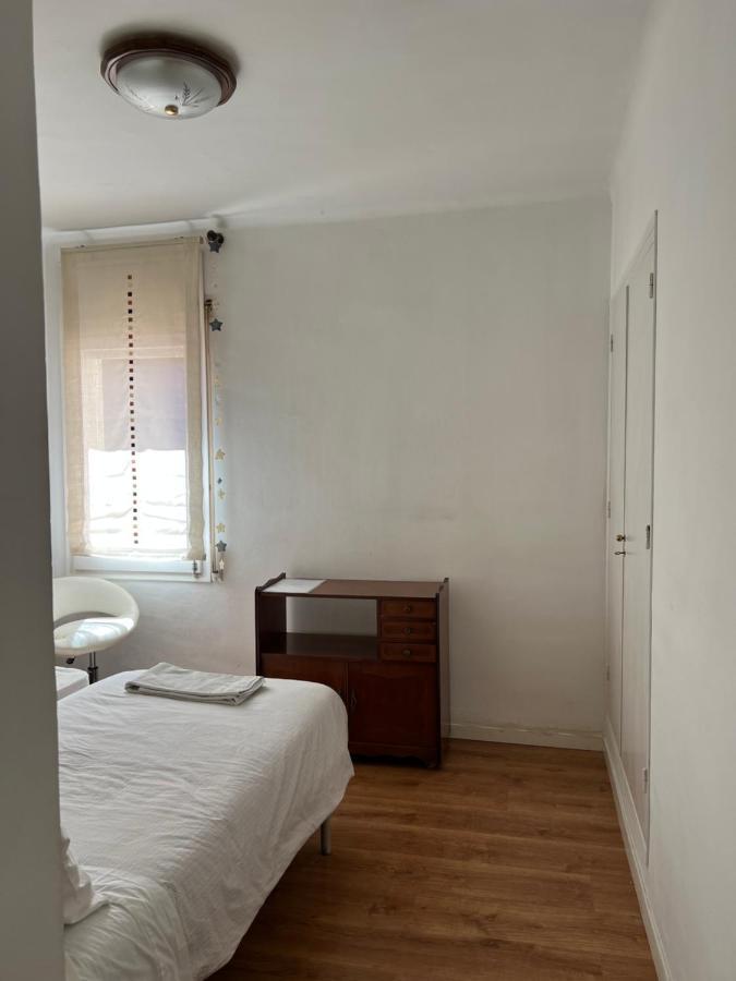Ferienwohnung Habitacion Economica Figueres  Exterior foto